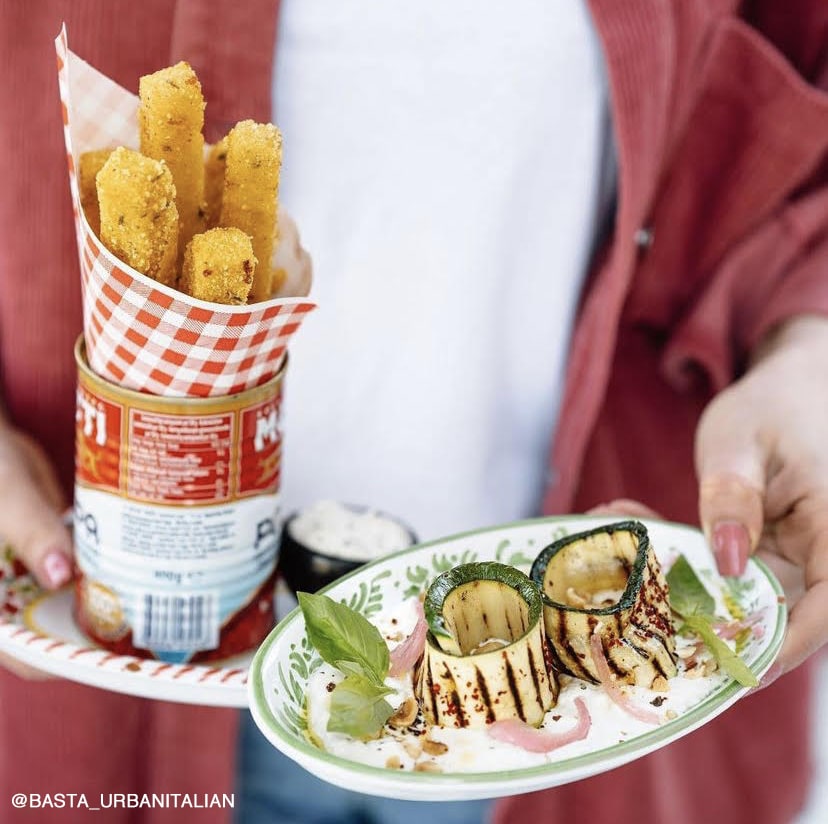 French Fry Cone / Brabant Check (Red & White) / 40 cones - Image 3
